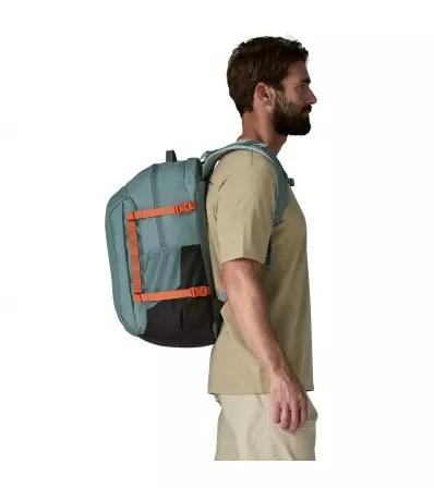 Patagonia Refugio Daypack 32L